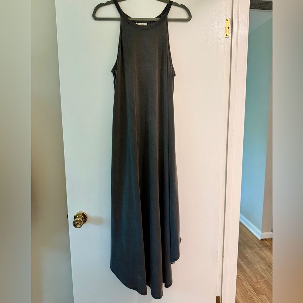 Elegant Black Sleeveless Dress, Size L.